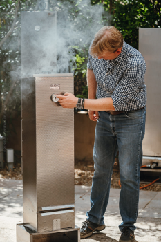 Eel smoking oven with lid and 115x30x30cm embossed Cr-stainless steel