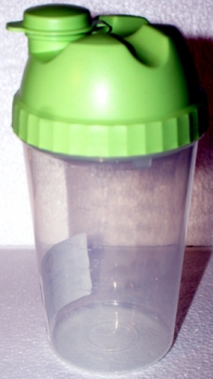 Mixing jug with spout, scale and mixing insert (3 pieces), by Gies (lid colour light green)