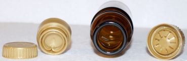 Ricalflasche 100 ml braun, inklusive Verschluß mit Ausgiesser, z.B. Essig und Öl