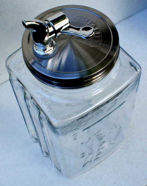 Drinks dispenser 3 litres - for the fridge with tap
