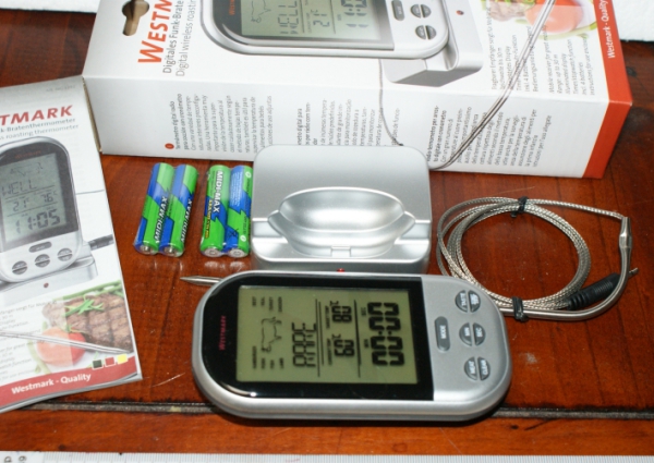 Digital wireless roasting thermometer