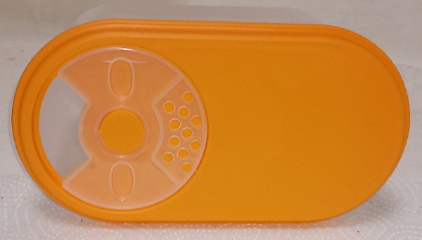 Sprinkler container with lid – orange, 1.1 L (approx. 19 x 10 x 11.5 cm) by Gies, shaker