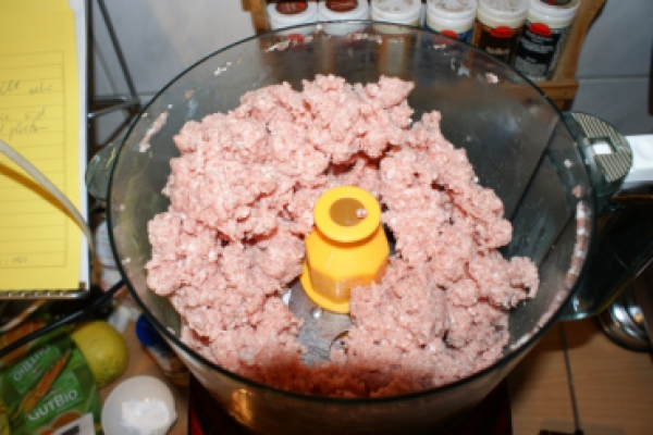 Cutter aid, reddening for cooked sausage etc. - H.K. 73; 100g, e.g. Bockwurst