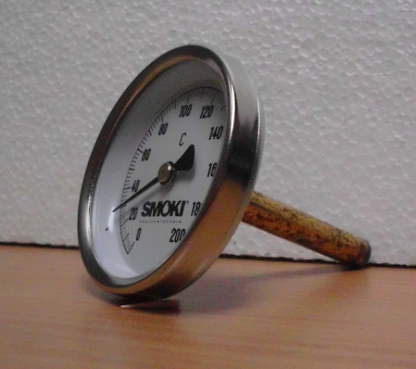 Thermometer 0 to 200°C with mounting accessories